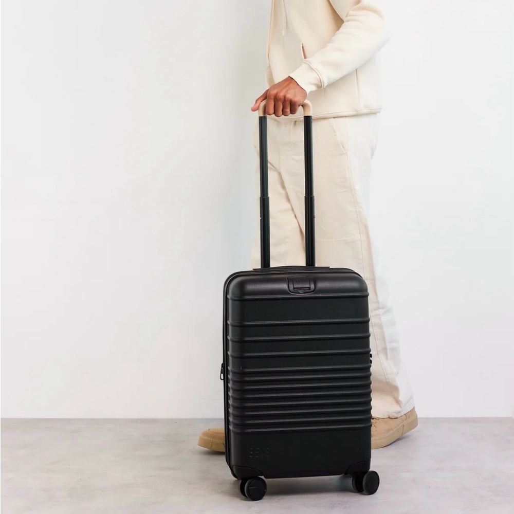 Beis The Carry-On Roller